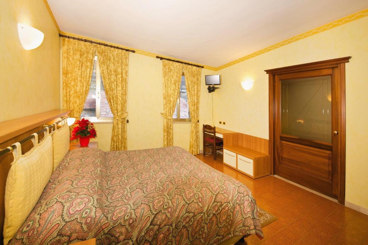 Ormea Albergo Ponte Di Nava מראה חיצוני תמונה