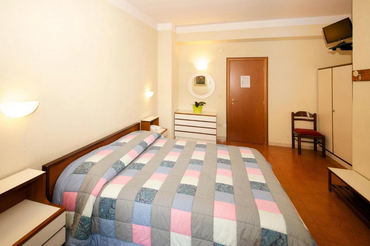 Ormea Albergo Ponte Di Nava מראה חיצוני תמונה